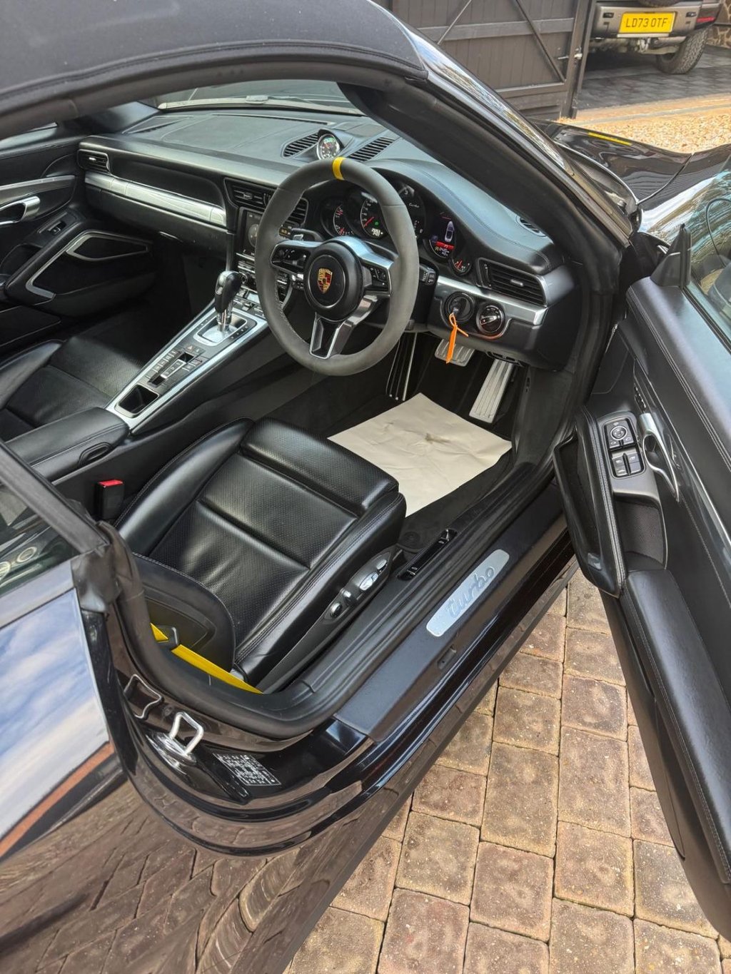 Used Kia Carens 2013 for sale - 76486952: Photo 13