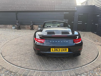 Used Kia Carens 2013 for sale - 76486952: Photo