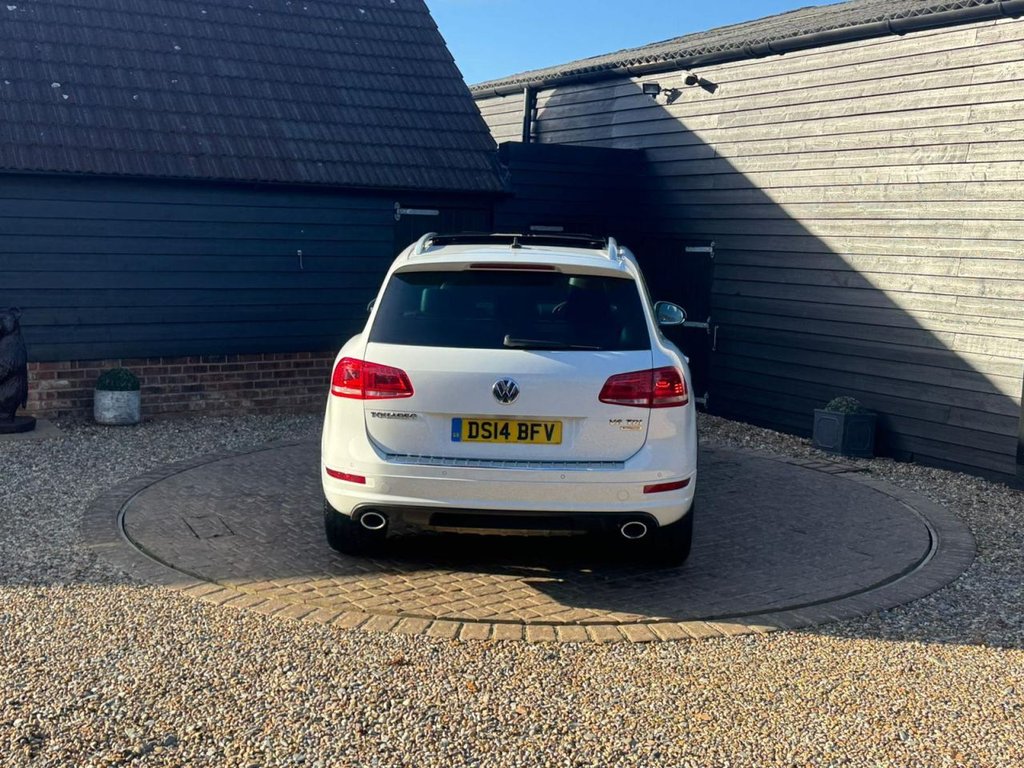 Used Volkswagen Touareg 2014 for sale - 76962178: Photo 3