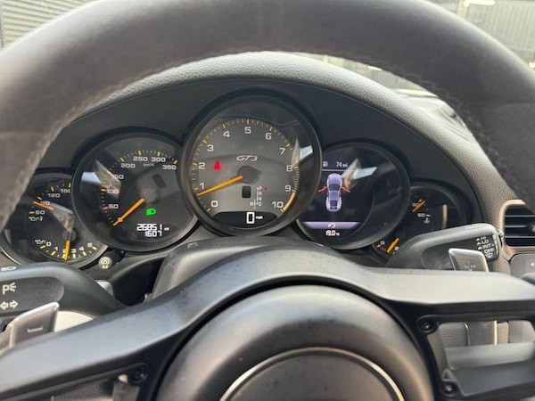 Used Porsche 911 2023 for sale - 76266467: Photo 10