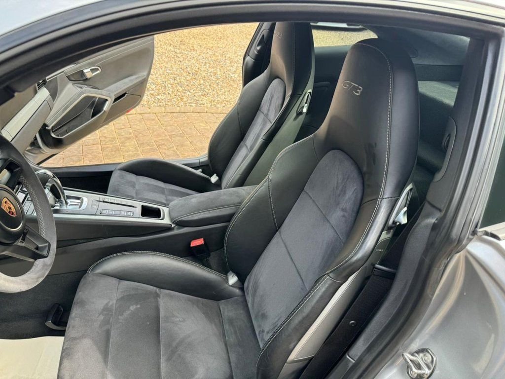 Used Porsche 911 2017 for sale - 76266467: Photo 11