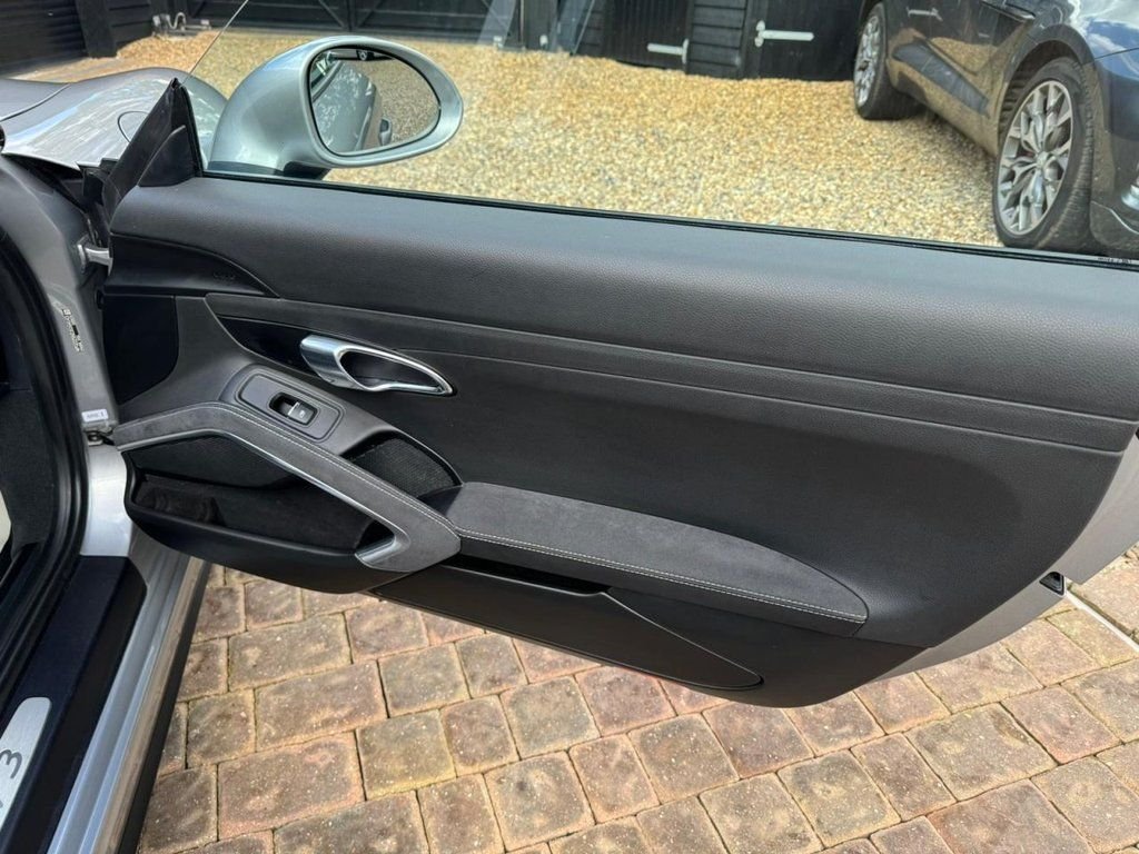 Used Porsche 911 2017 for sale - 76266467: Photo 22