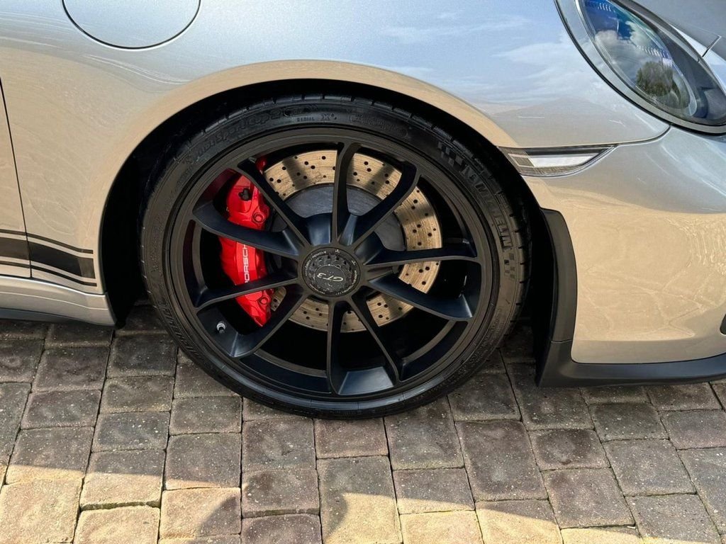 Used Porsche 911 2017 for sale - 76266467: Photo 23