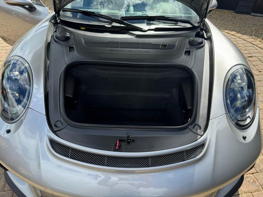 Used Porsche 911 2017 for sale - 76266467: Photo 24