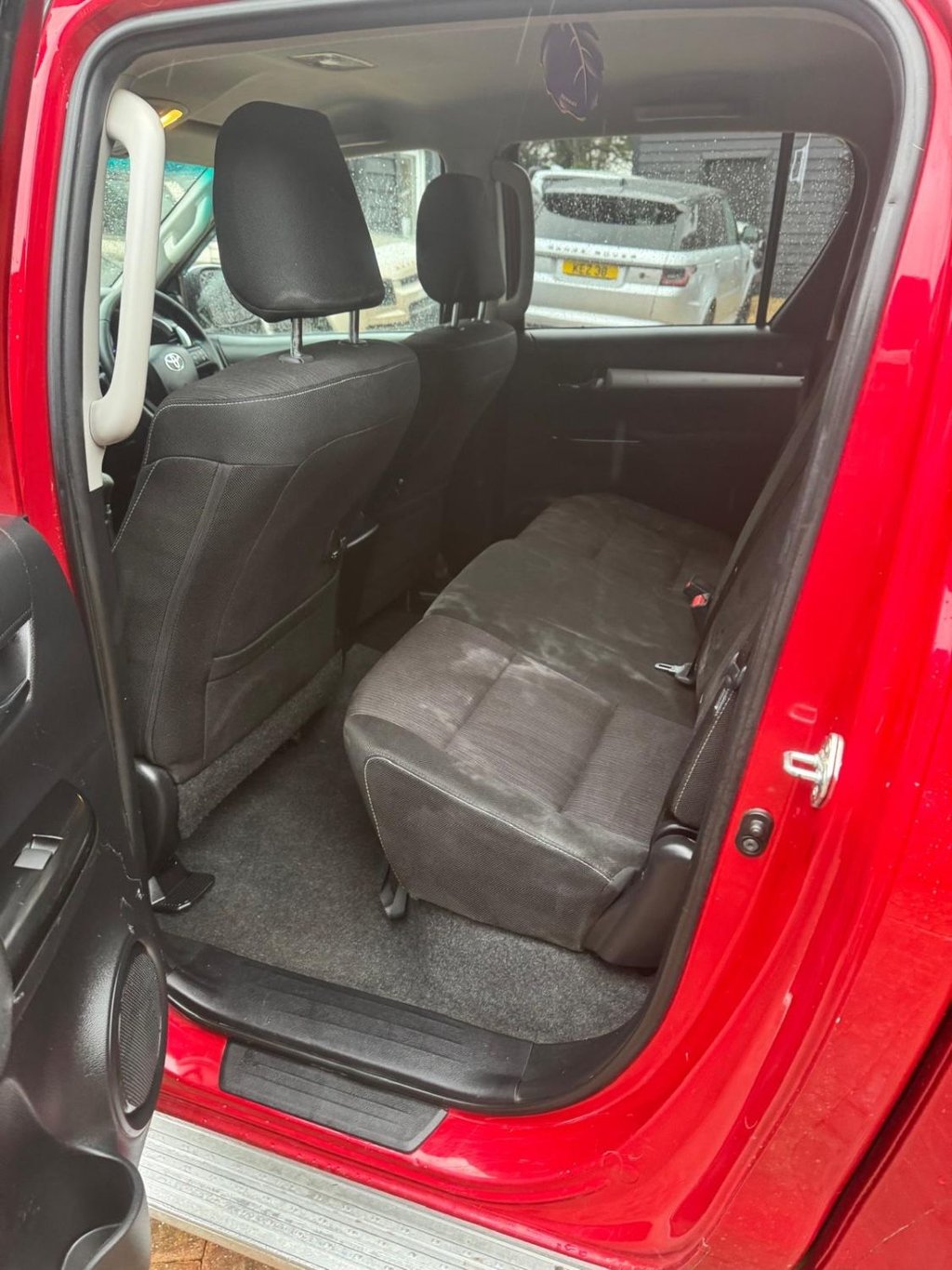 Used Toyota Hilux 2018 for sale - 77485008: Photo 14