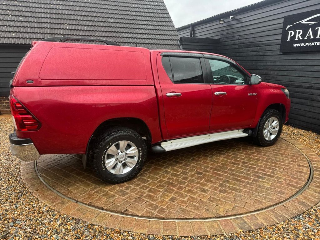 Used Toyota Hilux 2018 for sale - 77485008: Photo 18