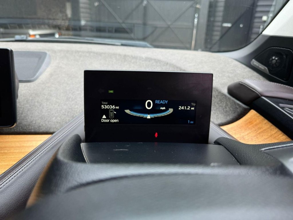 Used BMW i3 2015 for sale - 76266502: Photo 12