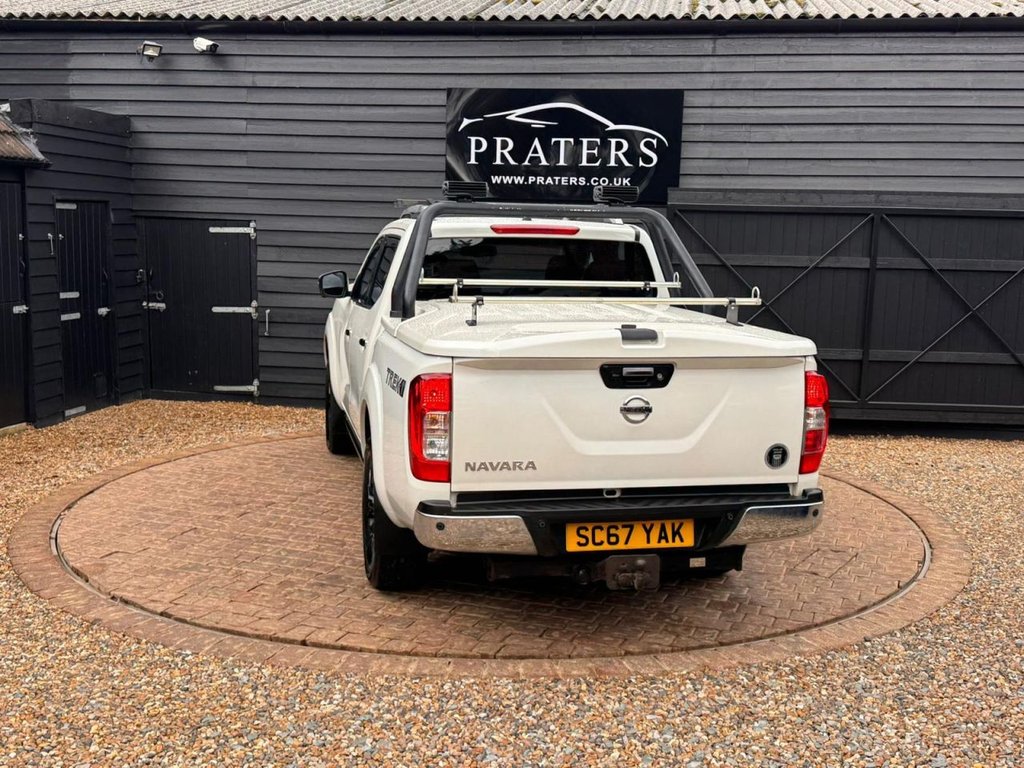Used Nissan Navara 2018 for sale - 77647811: Photo 3
