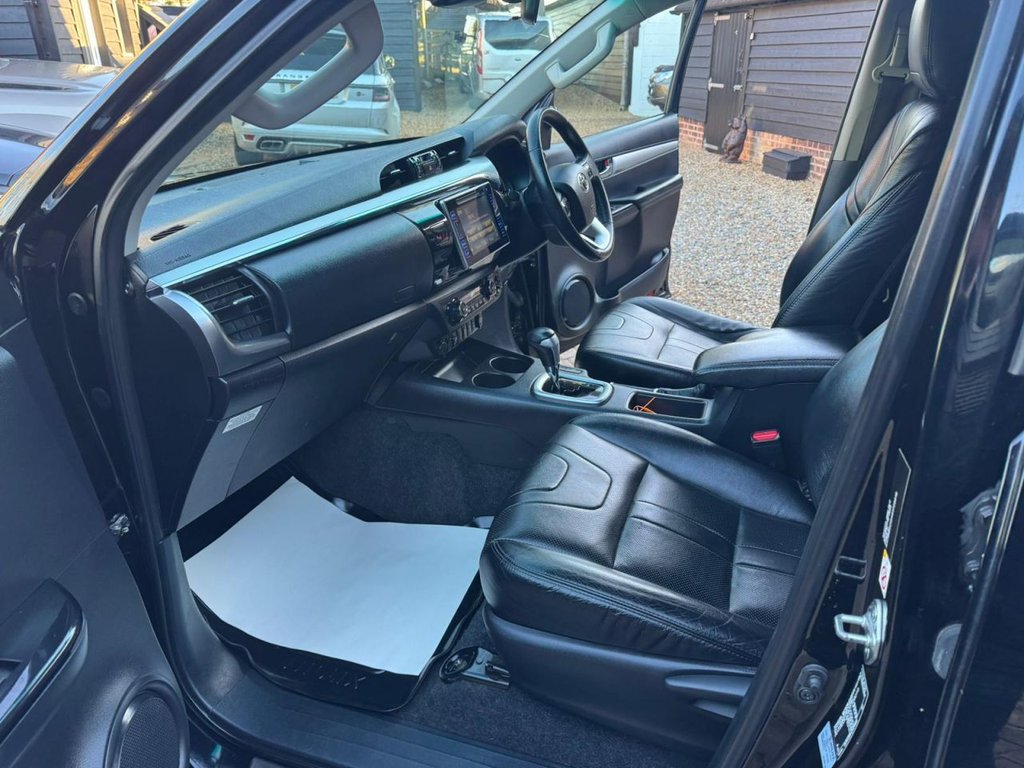 Used Toyota Hilux 2016 for sale - 76962094: Photo 14
