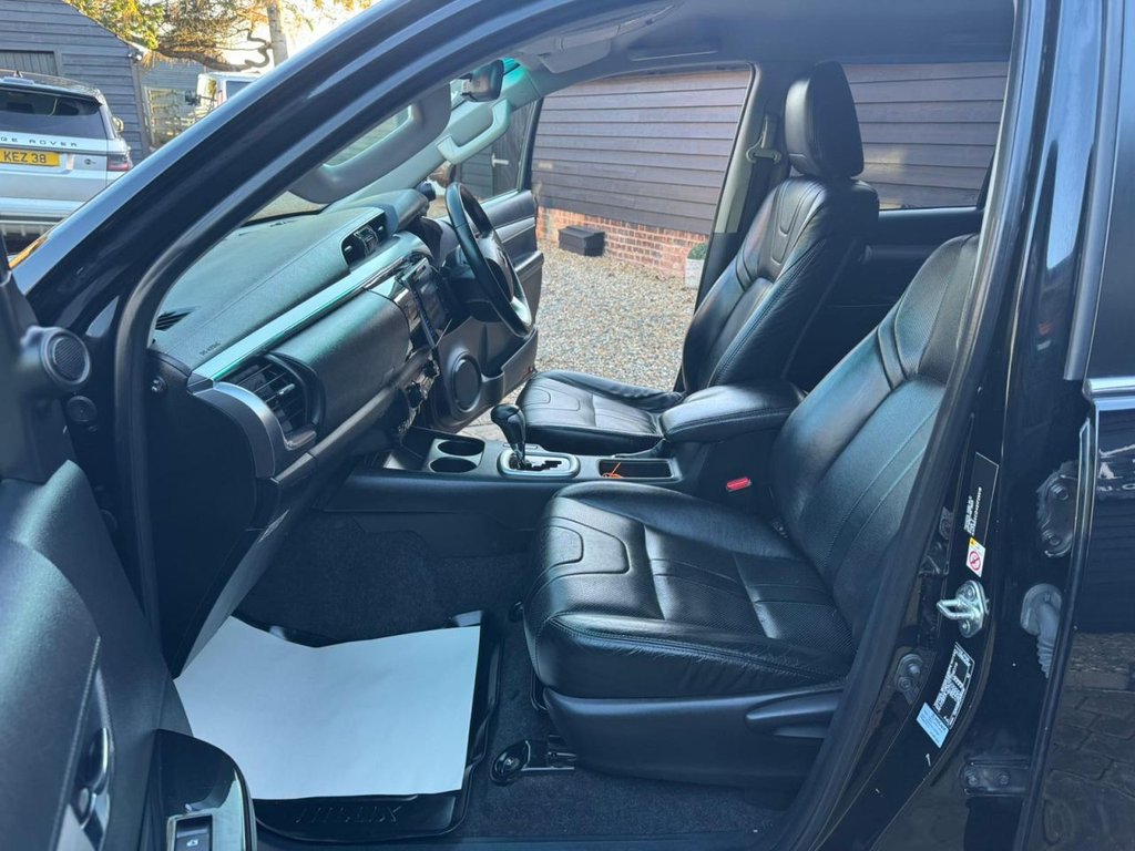 Used Toyota Hilux 2016 for sale - 76962094: Photo 15