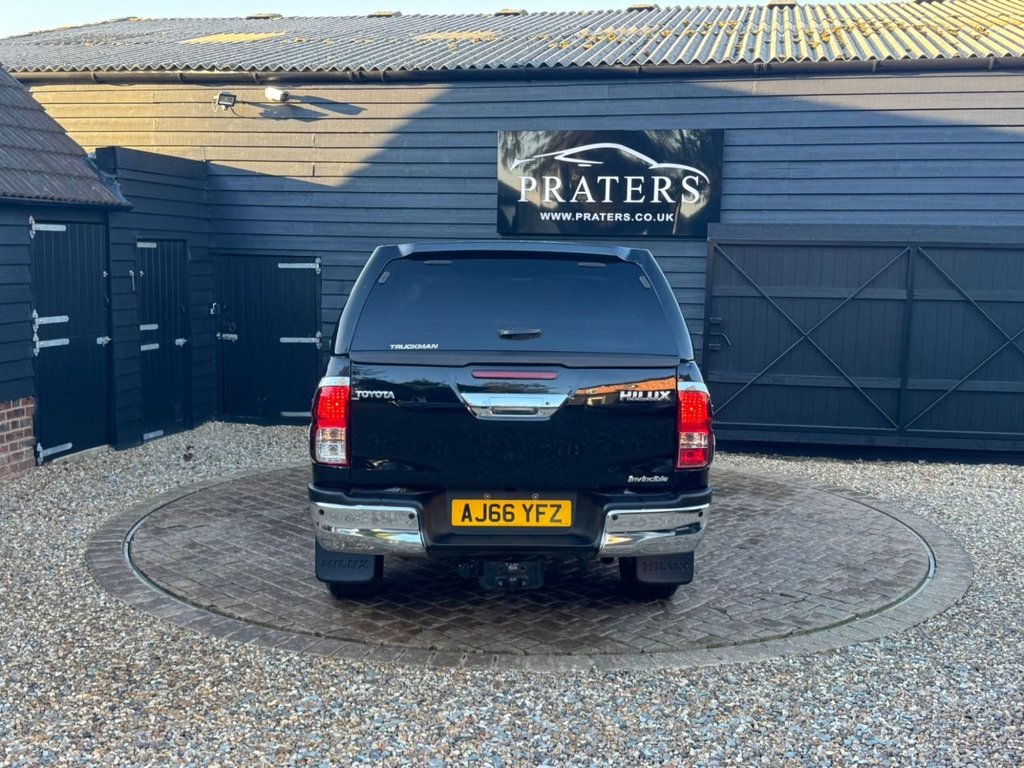 Used Toyota Hilux 2016 for sale - 76962094: Photo 3