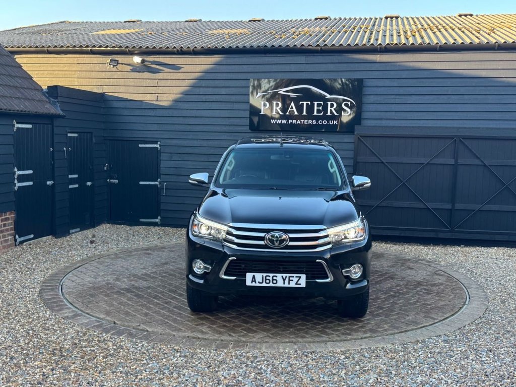 Used Toyota Hilux 2016 for sale - 76962094: Photo 4