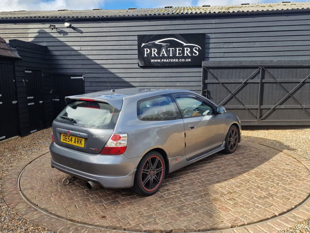 Used Honda Civic 2004 for sale - 77647879: Photo 18