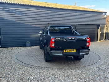 Used Toyota Hilux 2022 for sale - 76487019: Photo