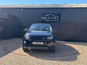 Used Land Rover Discovery Sport 2018 for sale - 78930432: Photo
