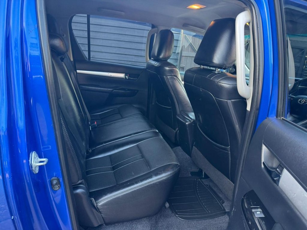 Used Toyota Hilux 2018 for sale - 76962183: Photo 16