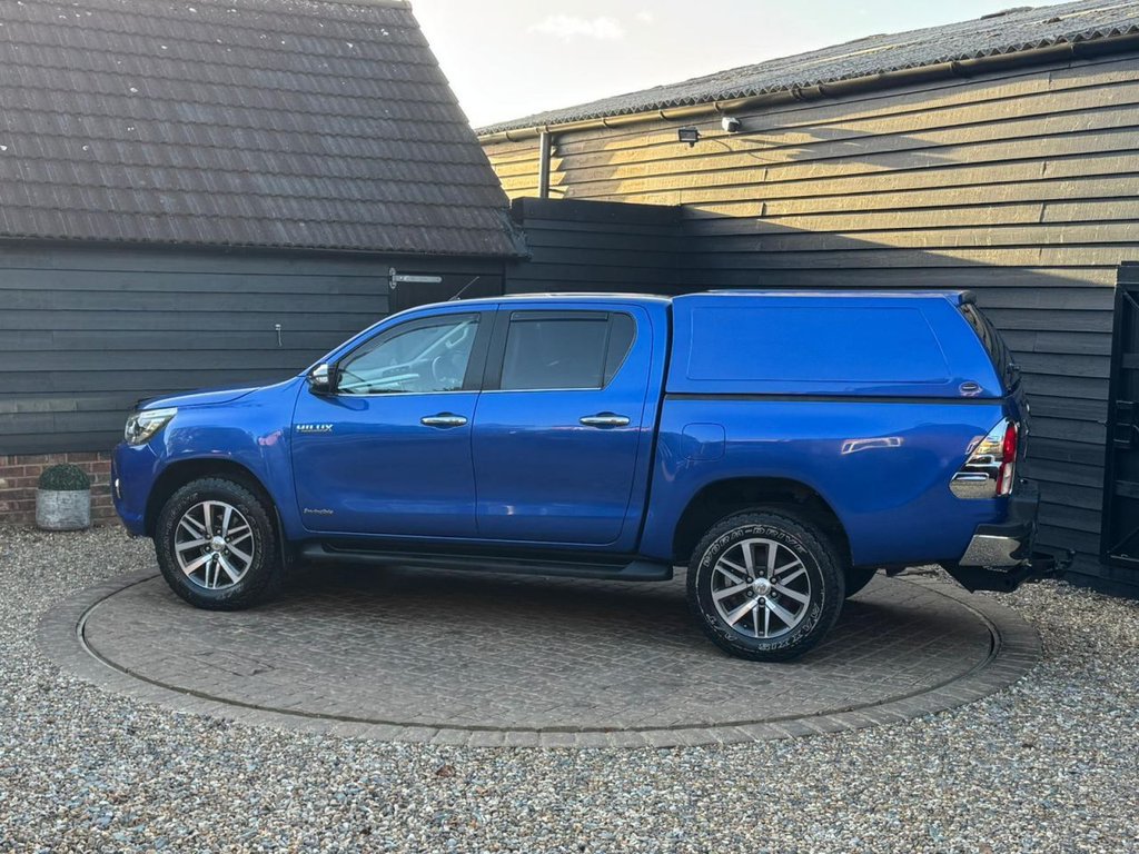 Used Toyota Hilux 2018 for sale - 76962183: Photo 22