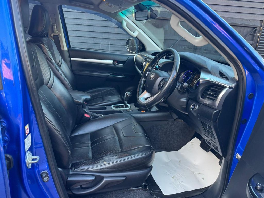 Used Toyota Hilux 2018 for sale - 76962183: Photo 9