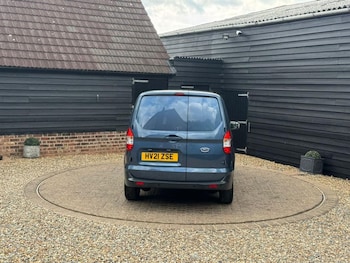 Used Ford Transit Courier 2021 for sale - 75302747: Photo