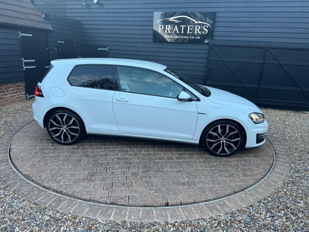 Used Volkswagen Golf 2016 for sale - 77897570: Photo 16