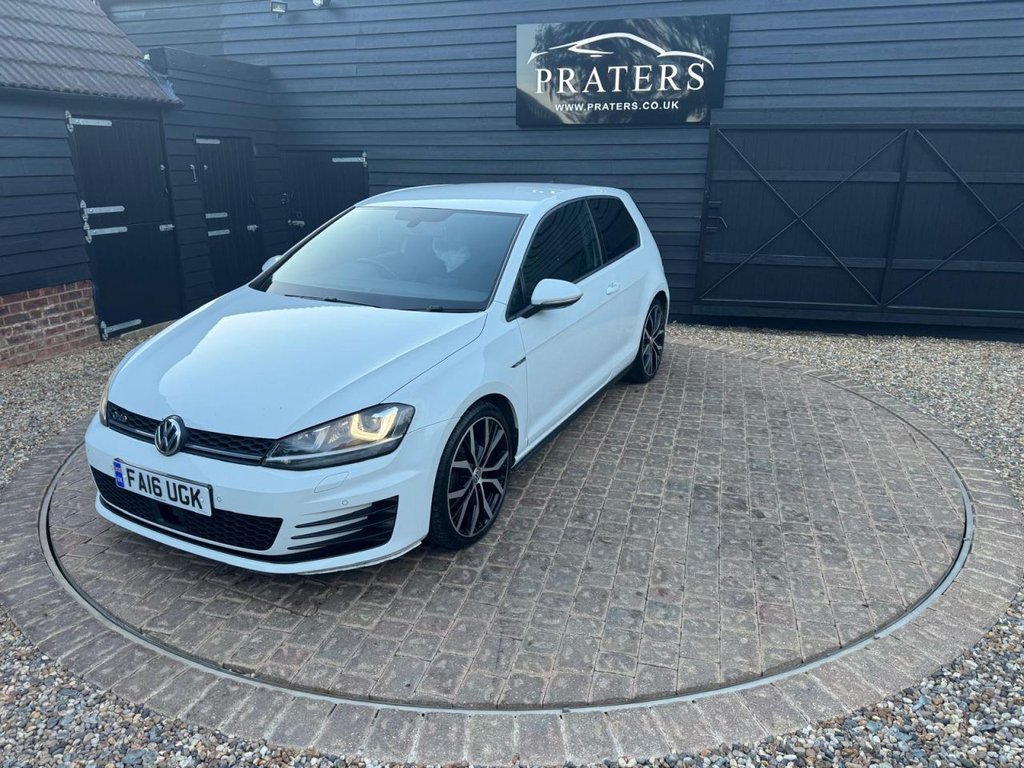 Used Volkswagen Golf 2016 for sale - 77897570: Photo 2