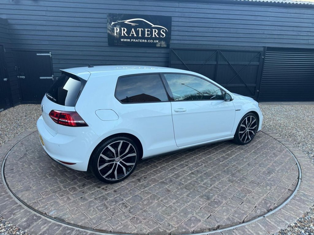 Used Volkswagen Golf 2016 for sale - 77897570: Photo 31