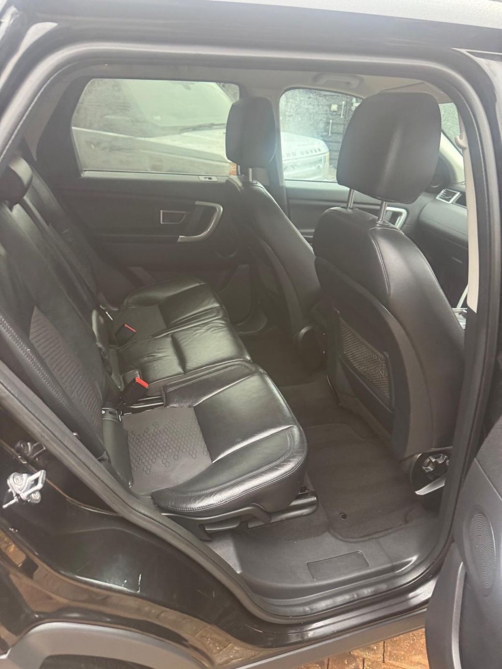 Used Land Rover Discovery Sport 2017 for sale - 77484970: Photo 12