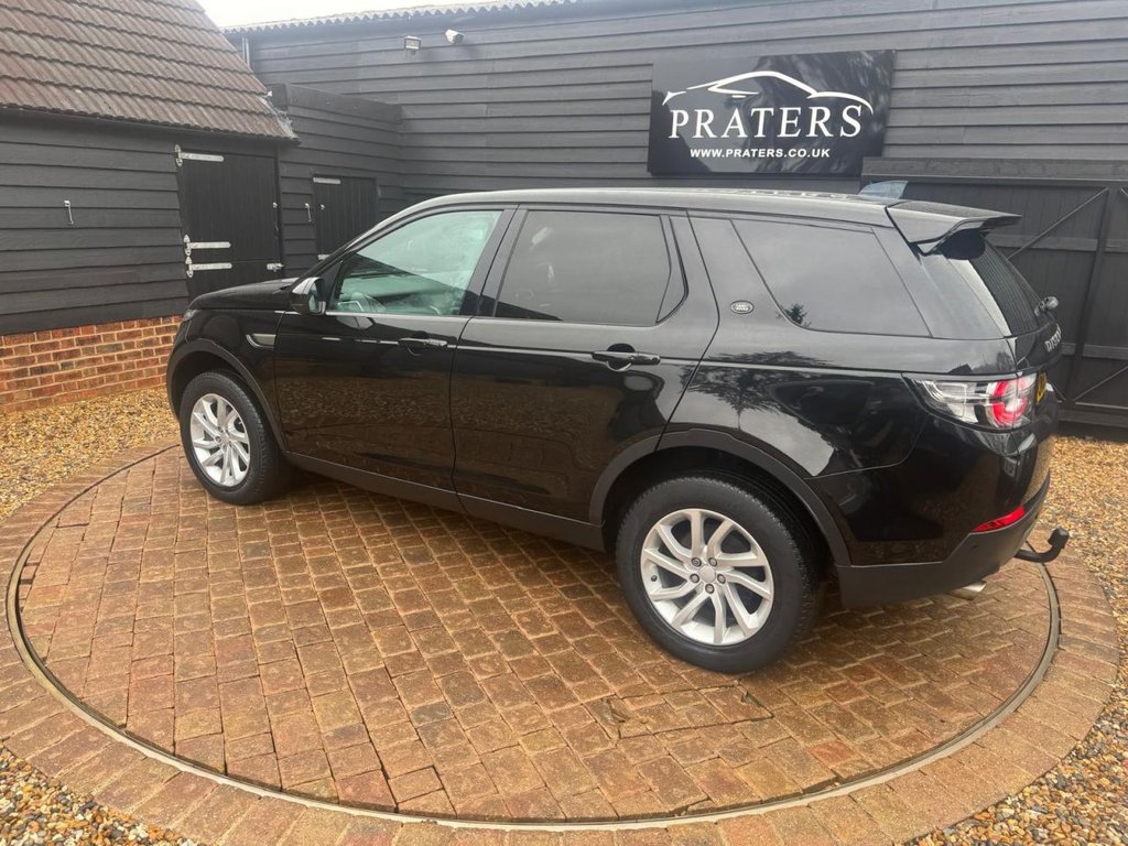 Used Land Rover Discovery Sport 2017 for sale - 77484970: Photo 18