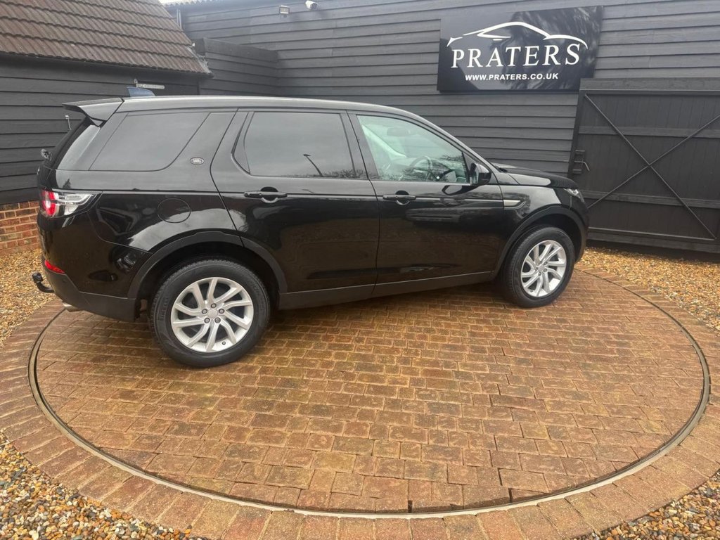 Used Land Rover Discovery Sport 2017 for sale - 77484970: Photo 19