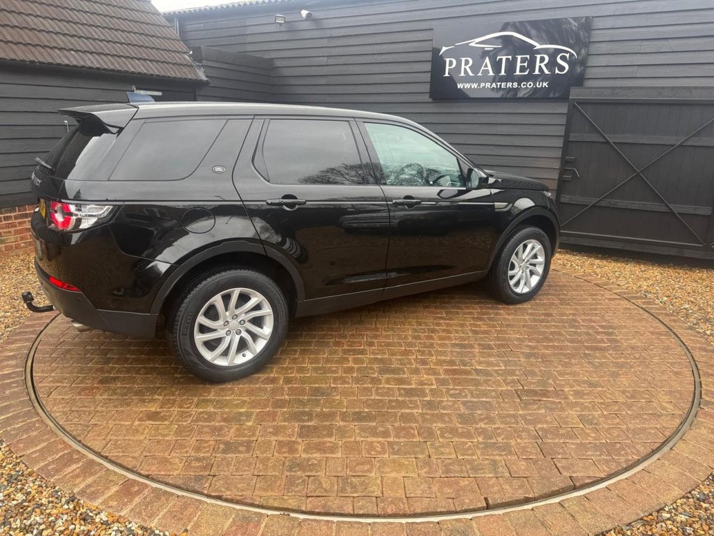 Used Land Rover Discovery Sport 2017 for sale - 77484970: Photo 20