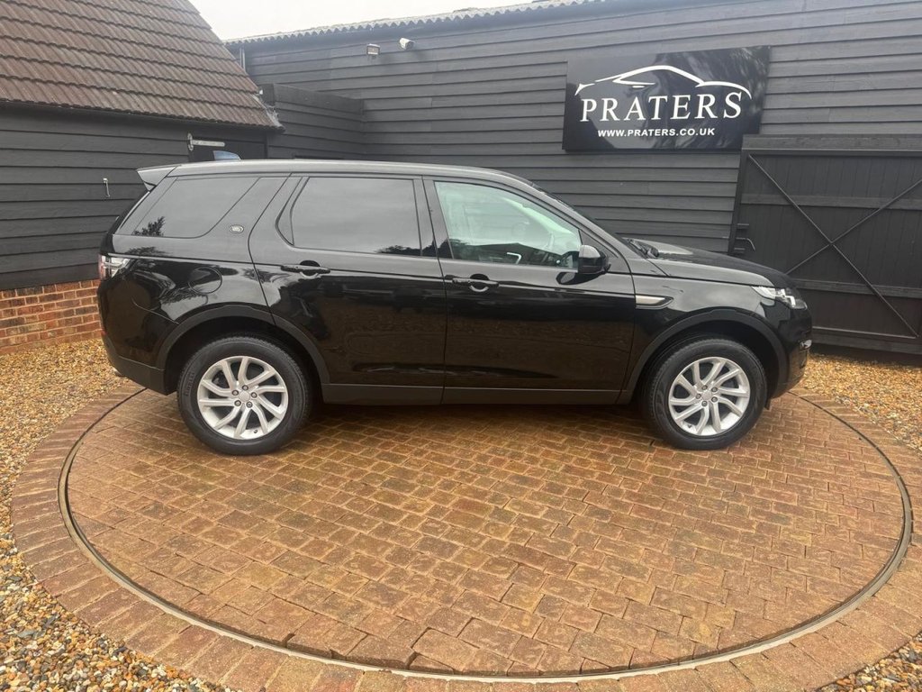 Used Land Rover Discovery Sport 2017 for sale - 77484970: Photo 32