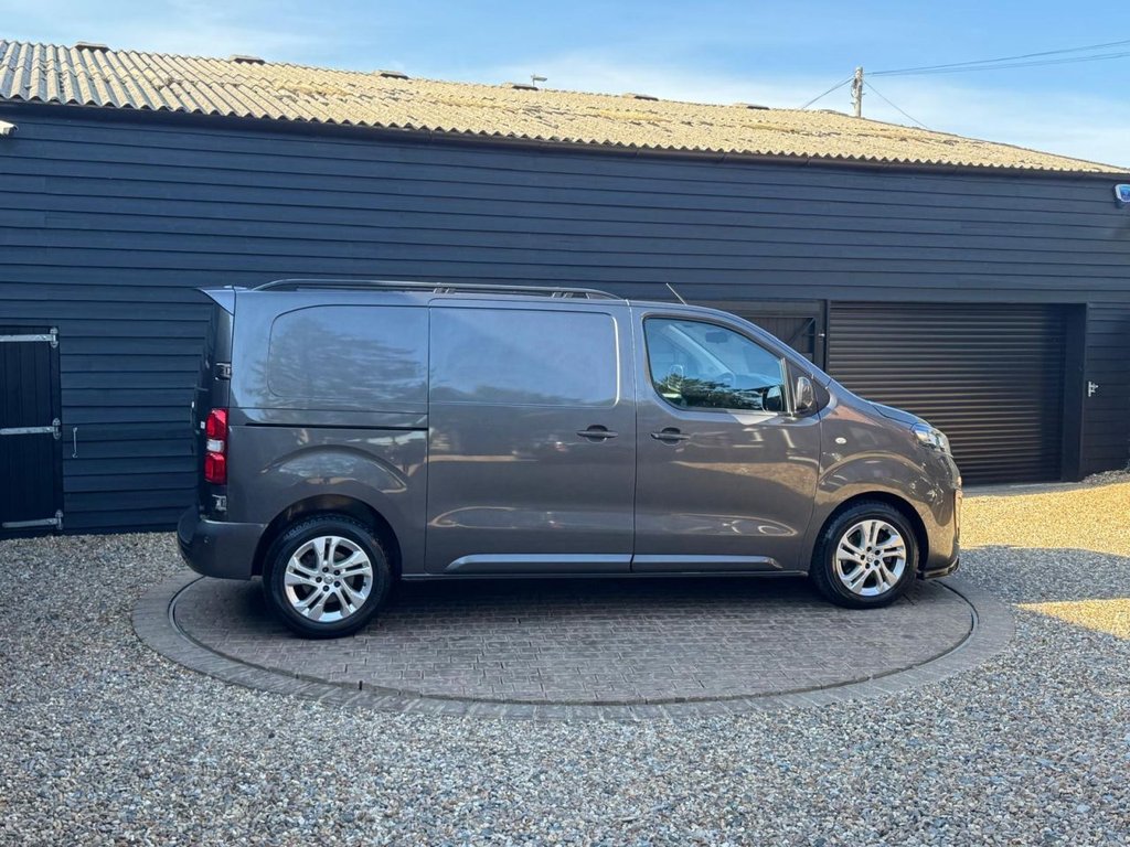 Used Vauxhall Vivaro 2020 for sale - 76999133: Photo 7