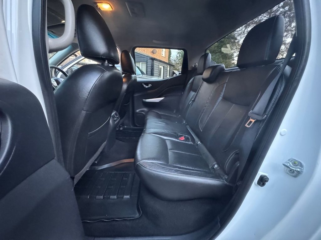 Used Nissan Navara 2018 for sale - 77167267: Photo 18
