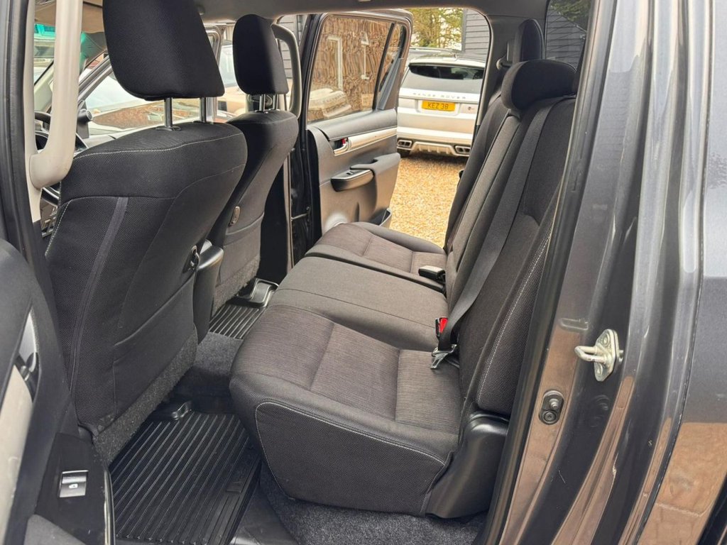 Used Toyota Hilux 2016 for sale - 77647908: Photo 14