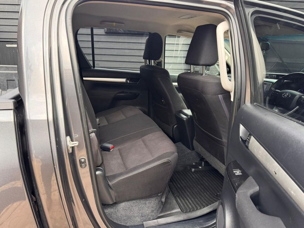 Used Toyota Hilux 2016 for sale - 77647908: Photo 15