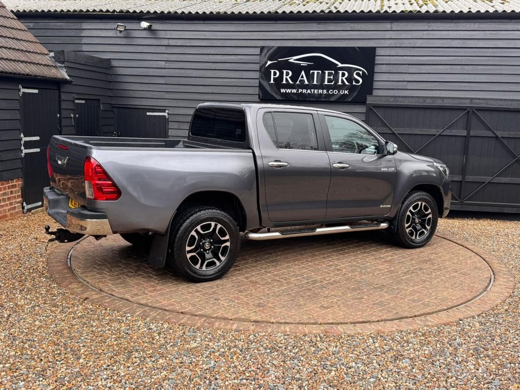 Used Toyota Hilux 2016 for sale - 77647908: Photo 17
