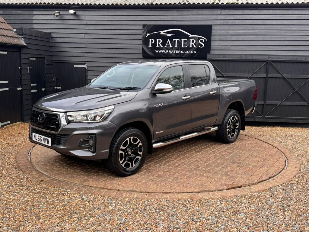 Used Toyota Hilux 2016 for sale - 77647908: Photo 2