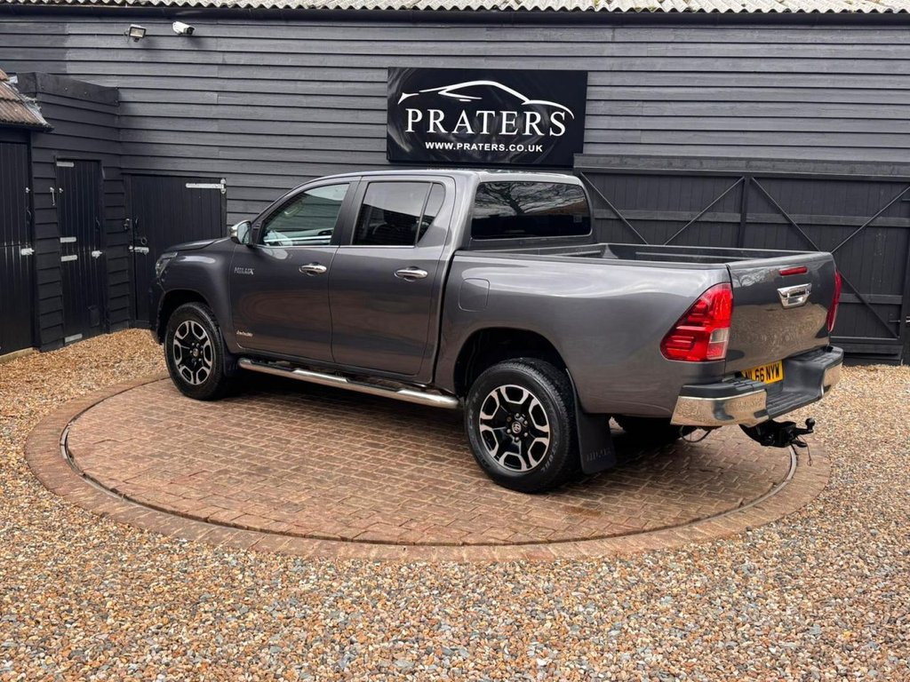 Used Toyota Hilux 2016 for sale - 77647908: Photo 8