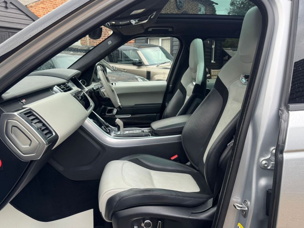 Used Land Rover Range Rover Sport 2018 for sale - 78124244: Photo 11