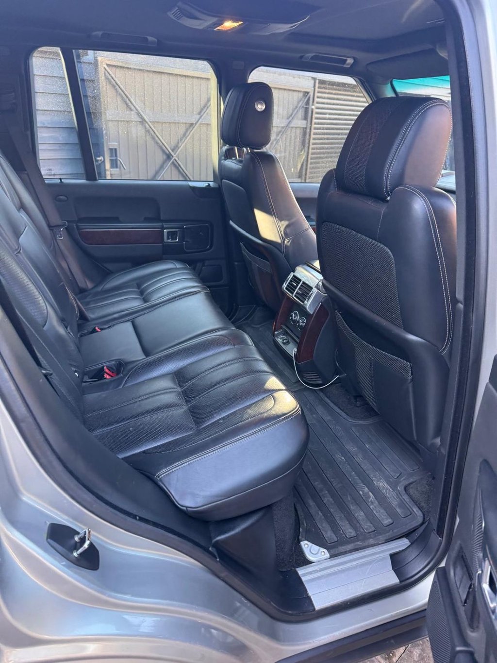 Used Land Rover Range Rover 2010 for sale - 78117387: Photo 11