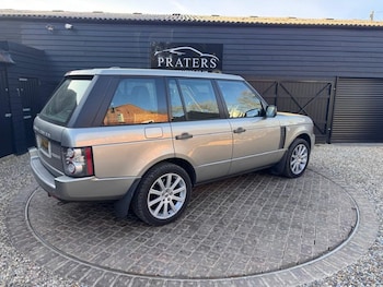 Used Land Rover Range Rover 2010 for sale - 78117387: Photo