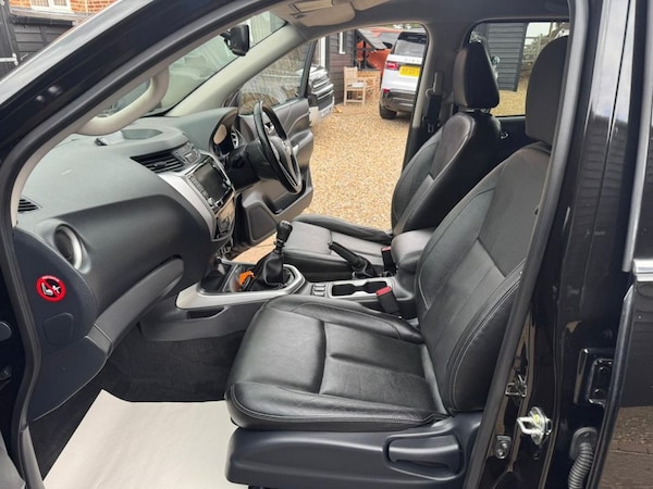 Used Nissan Navara 2019 for sale - 75488149: Photo 14
