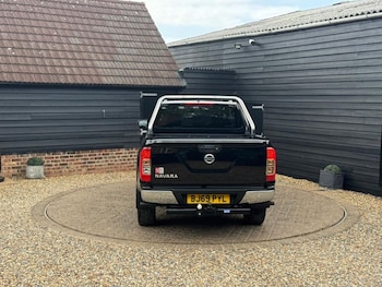 Used Nissan Navara 2019 for sale - 75488149: Photo