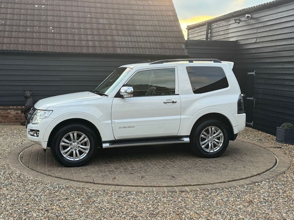 Used Mitsubishi Shogun 2015 for sale - 76173288: Photo 19