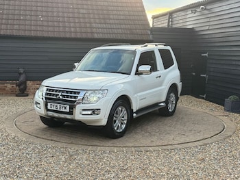 Used Mitsubishi Shogun 2015 for sale - 76173288: Photo