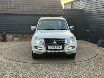 Used Mitsubishi Shogun 2015 for sale - 76173288: Photo