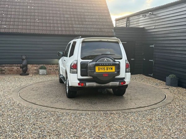 Used Mitsubishi Shogun 2015 for sale - 76173288: Photo 4