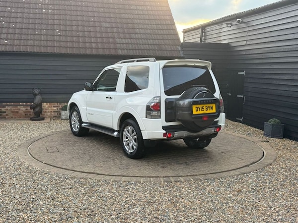 Used Mitsubishi Shogun 2015 for sale - 76173288: Photo 8