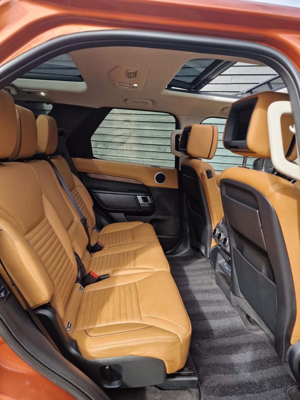 Used Land Rover Discovery 2017 for sale - 76098148: Photo 12