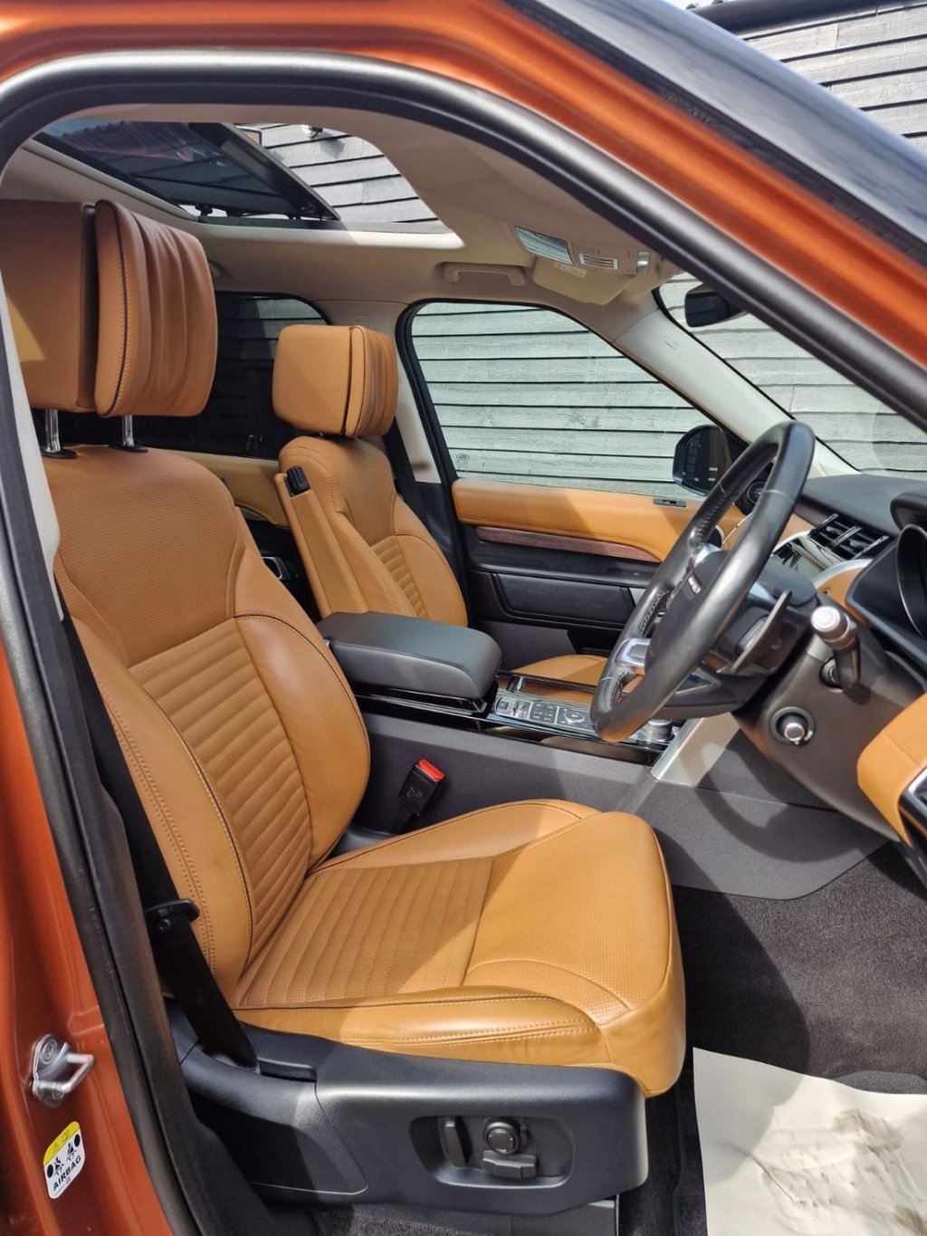 Used Land Rover Discovery 2017 for sale - 76098148: Photo 9
